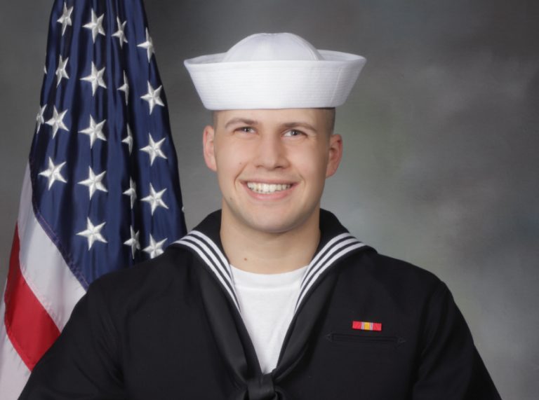 Navy recruit from Roanoke earns Military Excellence Award