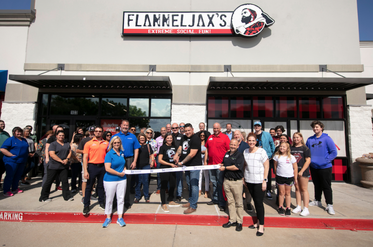 Axe-throwing venue celebrates grand opening in Roanoke