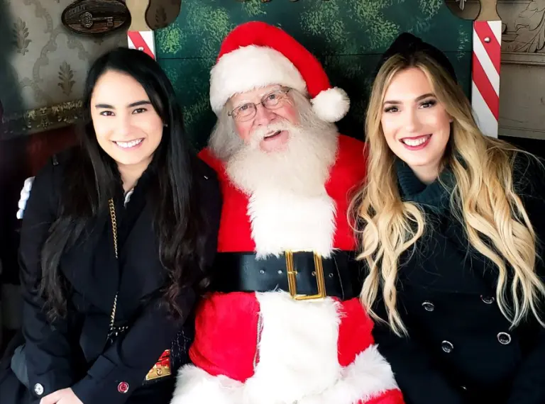 Travel with Terri: Christmas at the Dallas Arboretum