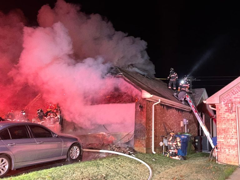 Flower Mound firefighters put out garage fire