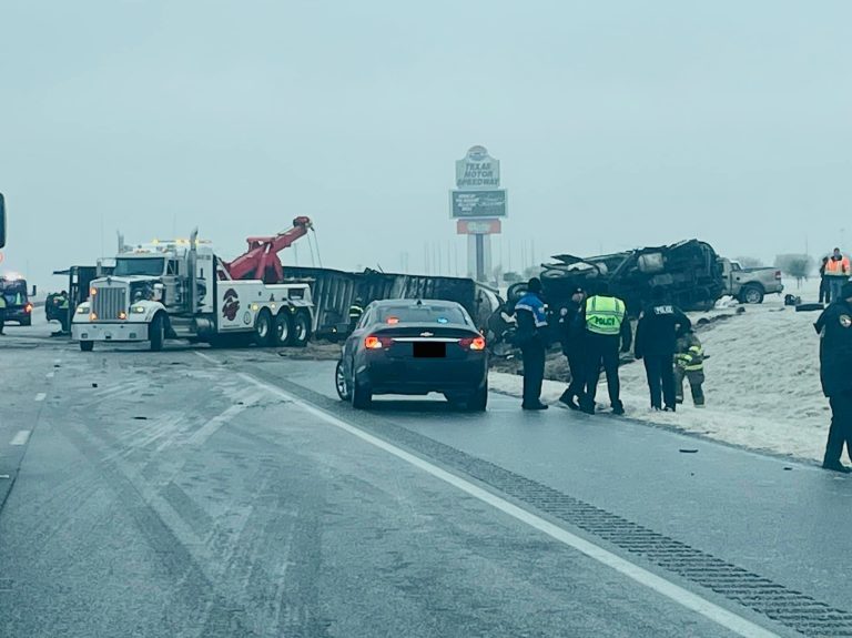 Update: Northlake police officers injured in crash with tractor-trailer