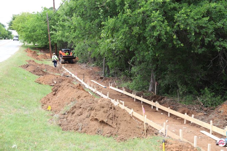 Gas leak repaired on Highland Village Road