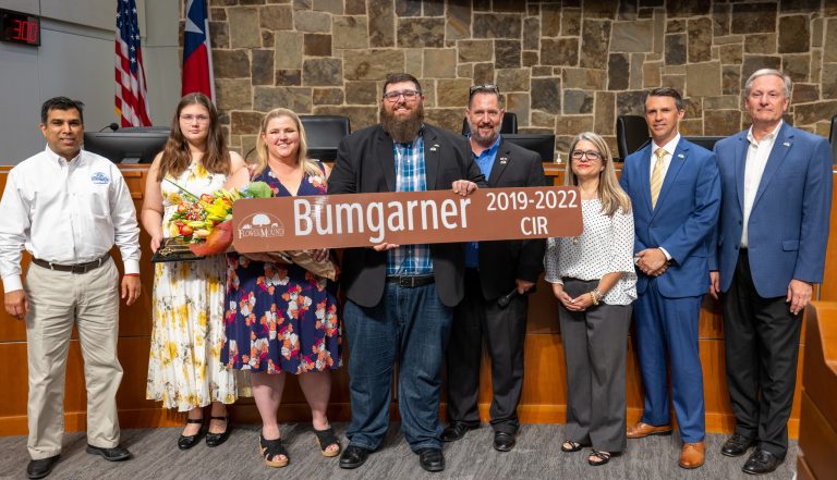 Flower Mound swears in newly elected councilmen, bids Bumgarner farewell