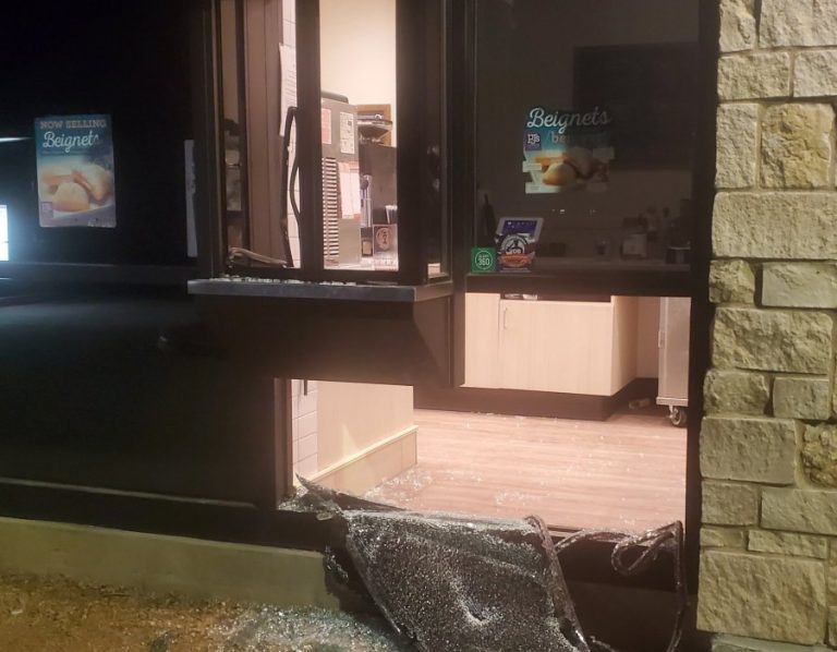 Northlake coffee shop burglarized