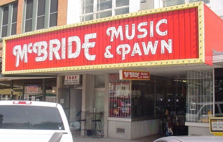 Another Denton Square staple is closing