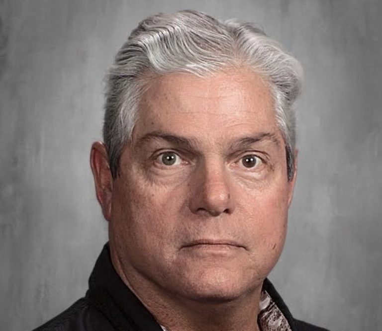 Argyle coach, teacher dies