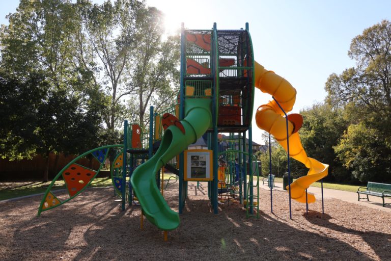 Flower Mound park reopens with new play structures