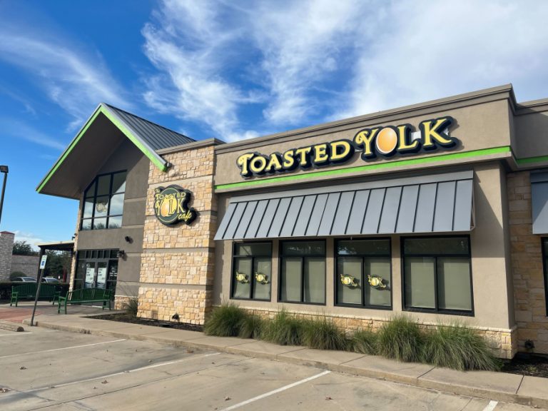 Toasted Yolk shutters Highland Village location