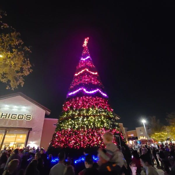 Shops at Highland Village announces full slate of holiday events