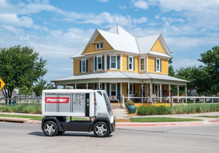 Robot delivering packages in Northlake