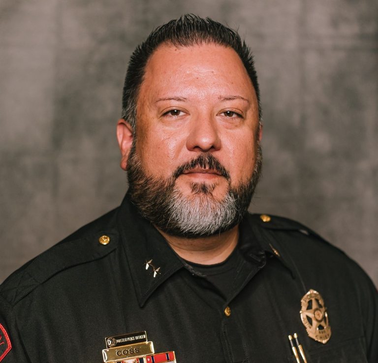 Justin police chief retires