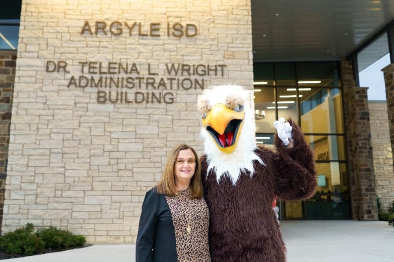 Argyle ISD dedicates administration building to former superintendent