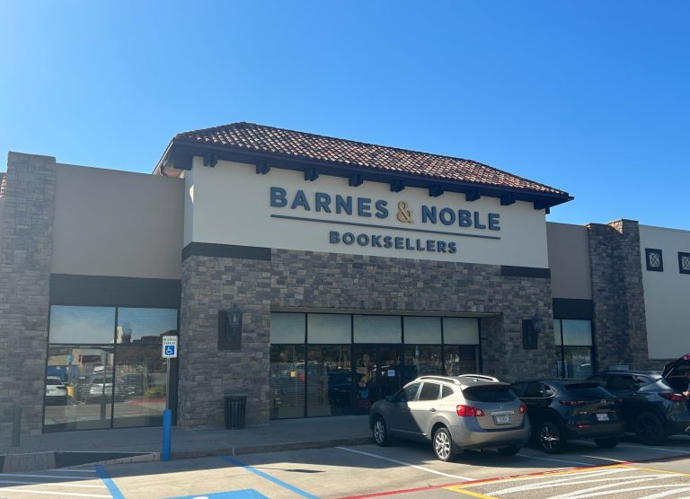 Barnes & Noble opening soon in Flower Mound
