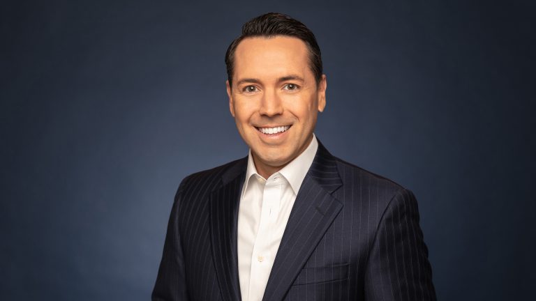 Lewisville HS grad to host national news show