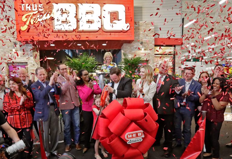 H-E-B opens Alliance store
