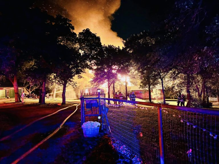 Argyle family displaced by house fire