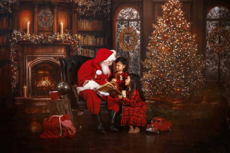 Argyle police and fire families treated to Santa photos by Seeden Photography