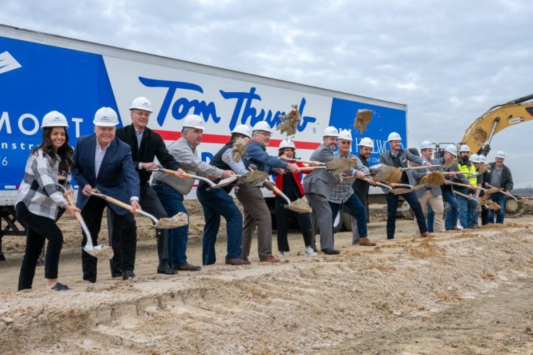 Tom Thumb grocery store breaks ground in Argyle