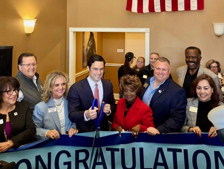 Congressman Gill hosts ribbon-cutting ceremony for Flower Mound office