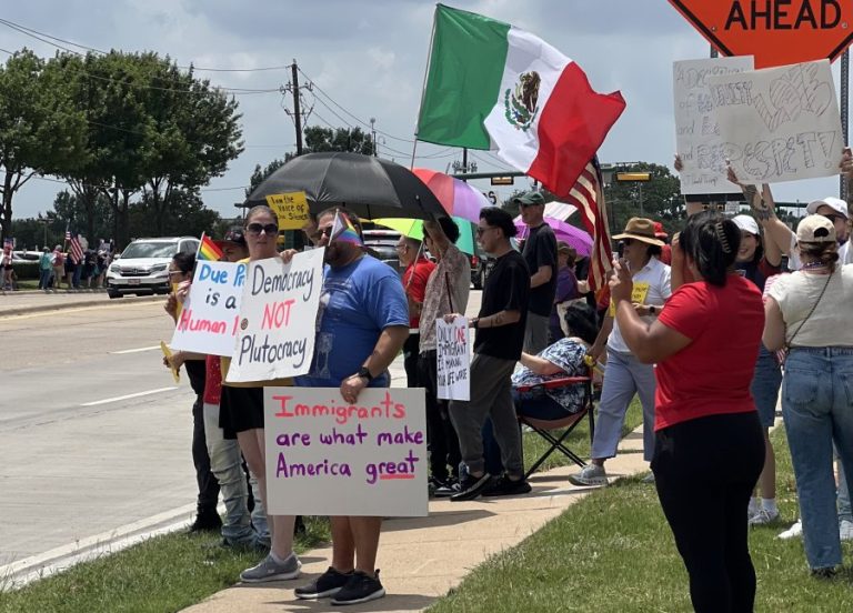 Hundreds attend Flower Mound “No Kings” protest