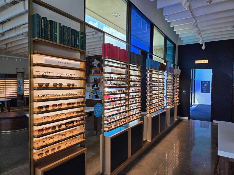 Warby Parker, three other stores newly-opened at The Shops at Highland Village