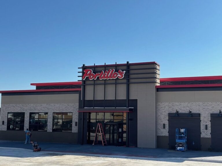 Tanger Outlets to add a Portillo’s to its dining options