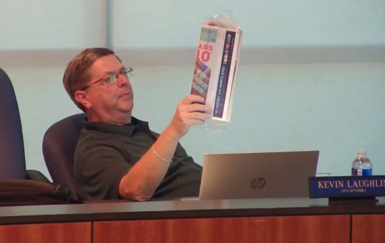 Highland Village passes ordinance to prohibit paper ads in residential areas