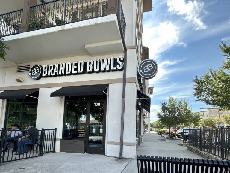 Branded Bowls is now open in Flower Mound