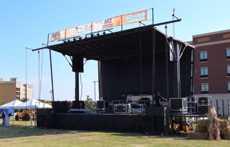 The Arts: Fall into pumpkins, paint, and performances