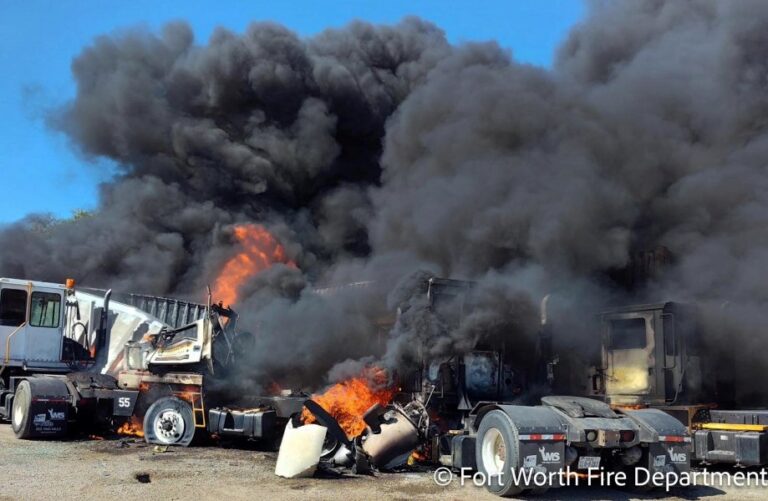 Bartonville man, father die in Tarrant County plane crash