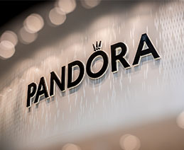 Pandora jewelry shop coming to Tanger Outlets