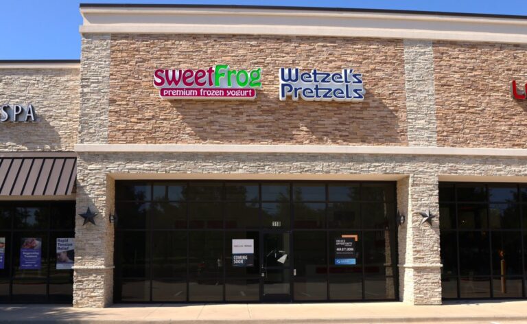 sweetFrog Frozen Yogurt, Wetzel’s Pretzels combo coming to Flower Mound
