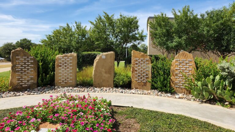 Highland Village to honor local veterans with commemorative monument