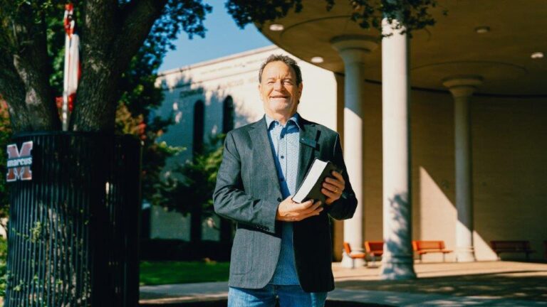 Flower Mound nonprofit brings Scripture into local schools